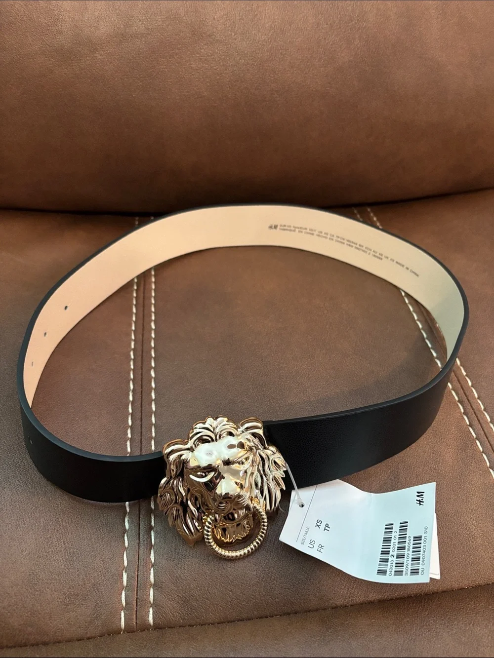 H&M Black Belt with Gold Lion Head Buckle - Picture 1 of 5